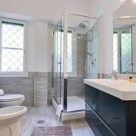 As You Feel Traversari Great View In Trastevere Apartment