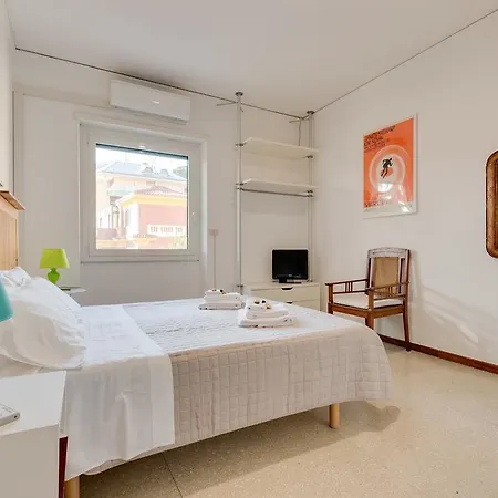 As You Feel Traversari Great View In Trastevere Apartment *
